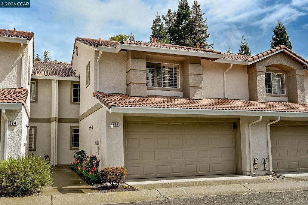 222 Portola Dr, Danville