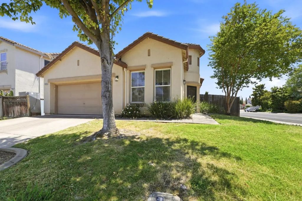9400 Trolio Way, Elk Grove