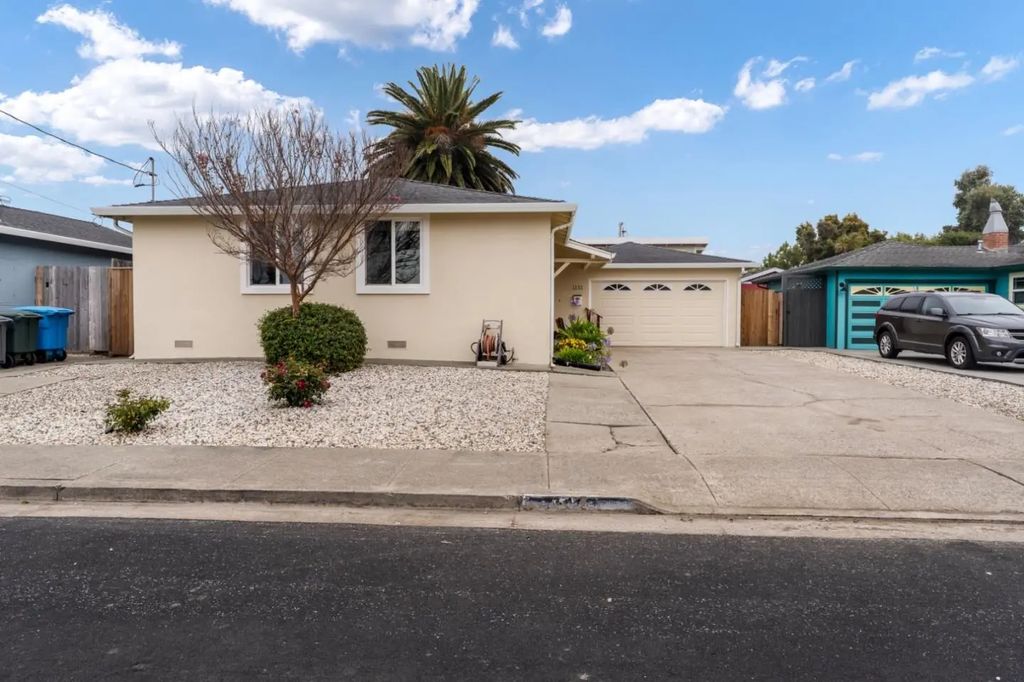 1151 Encanto Way, Pacifica