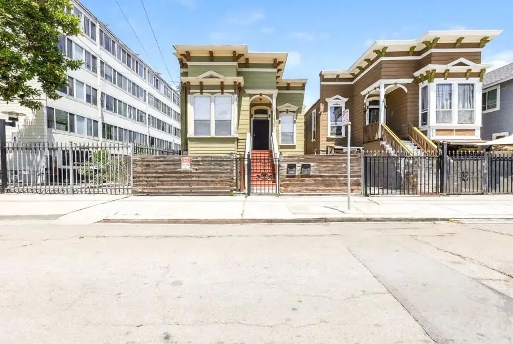 1432 12th Street B, Oakland