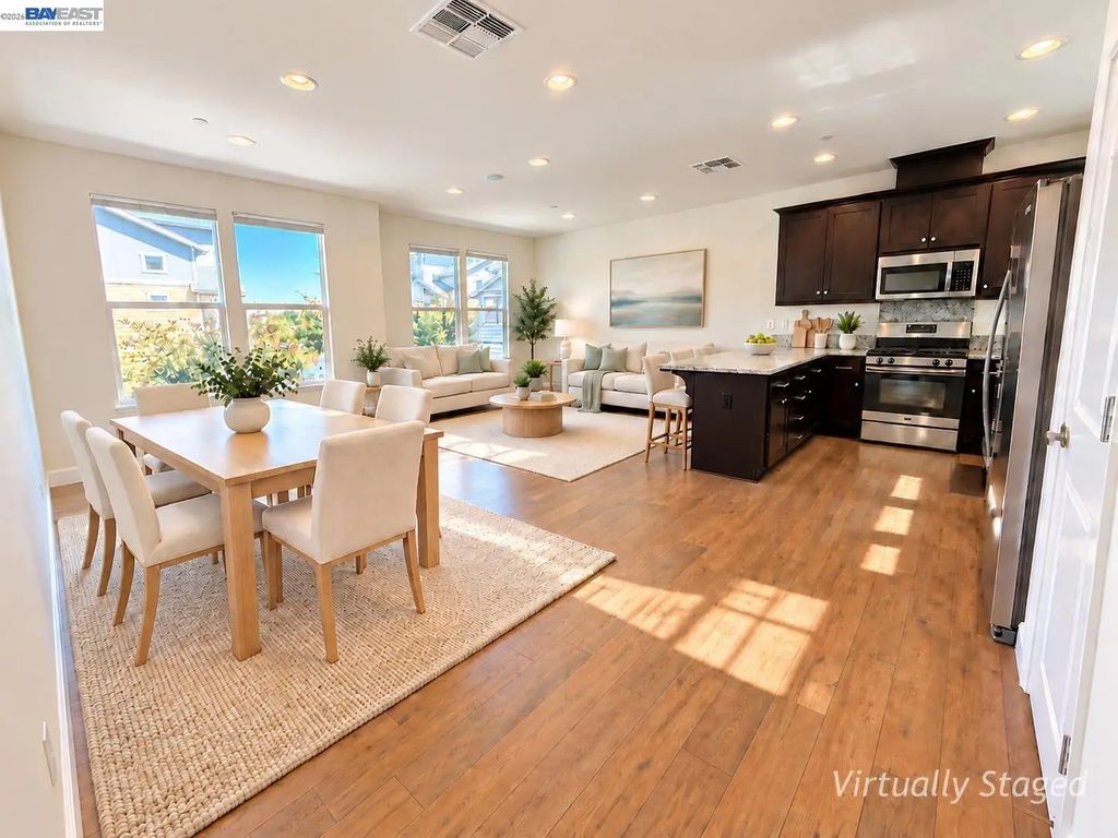 23314 Wilmot Cir, Hayward