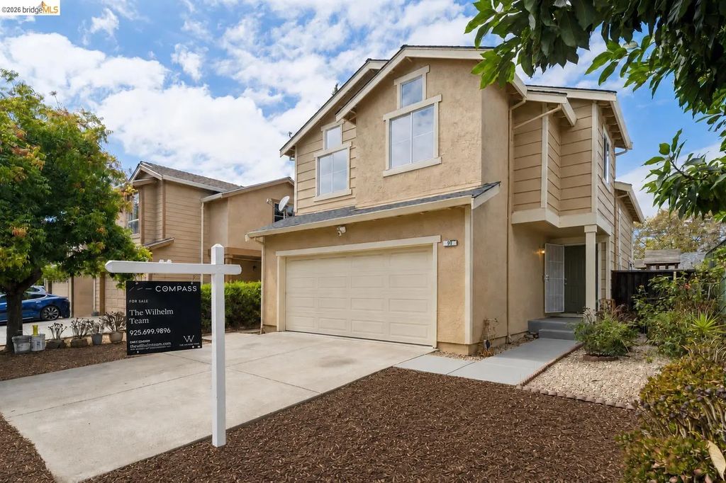 99 Austin Ave, Hayward