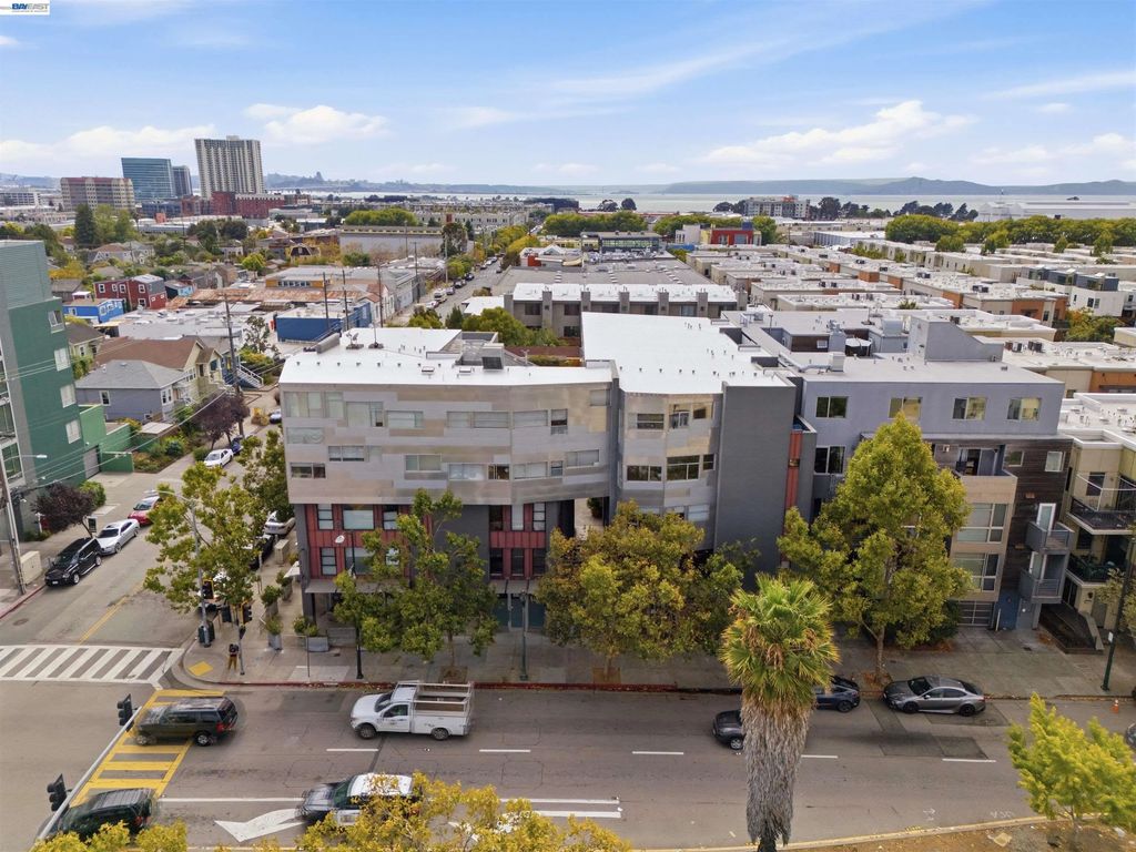 6501 San Pablo Ave 407, Oakland