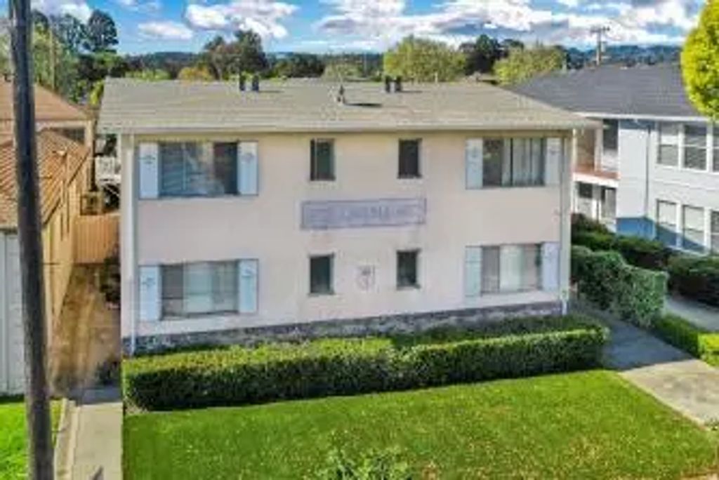 1125 Laguna Avenue 1, Burlingame