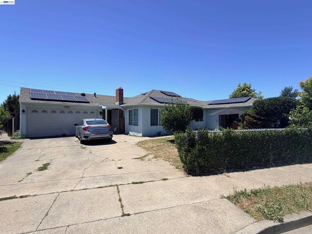 2719 Xavier, East Palo Alto