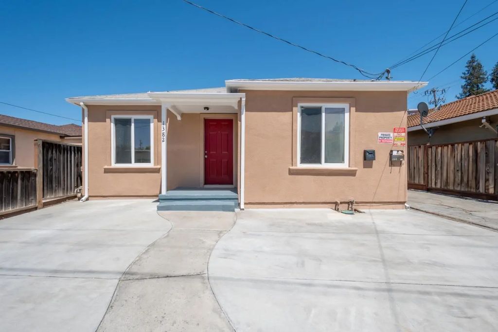 1382 Locust Street, San Jose