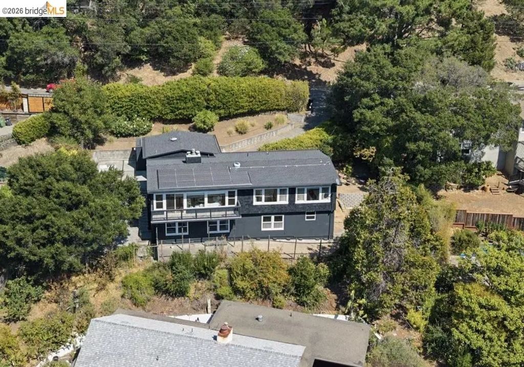 55 Blossom Drive, San Rafael