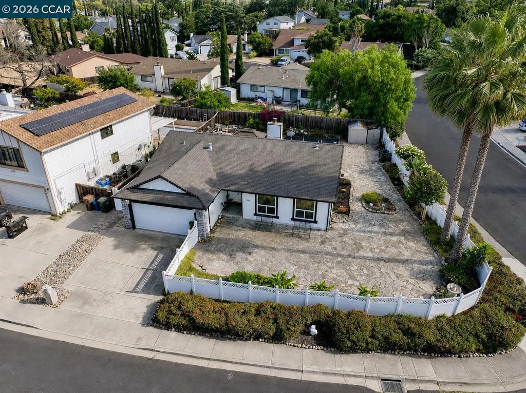 1904 Calaveras Dr, Bay Point