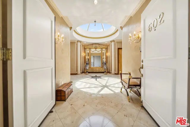 425 N Maple Drive Ph 602, Beverly Hills