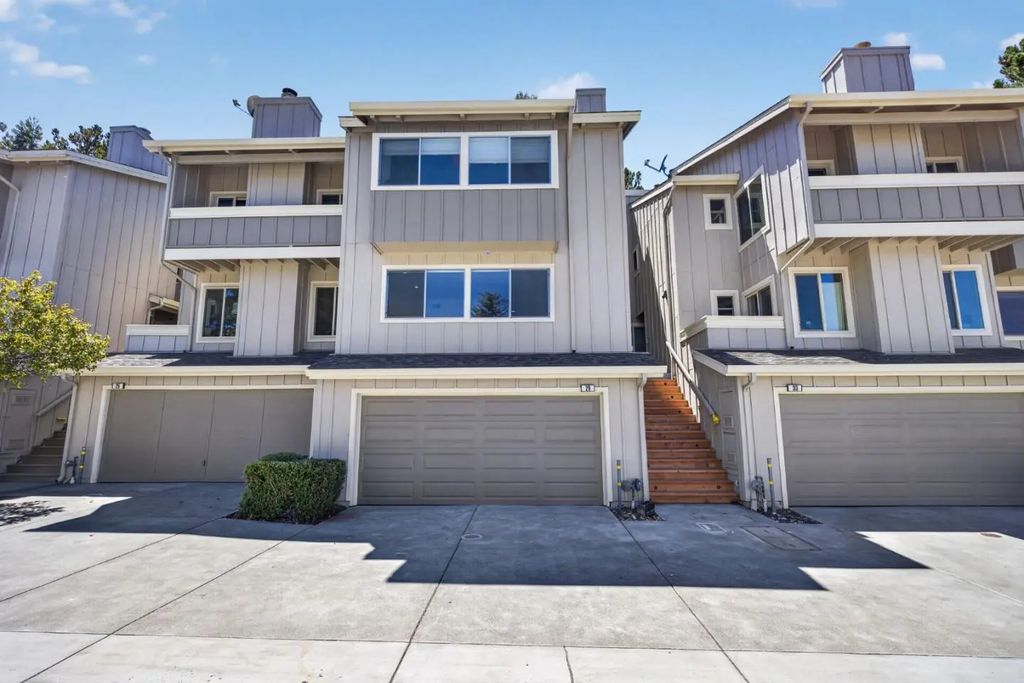 29 Weepingridge Court, San Mateo