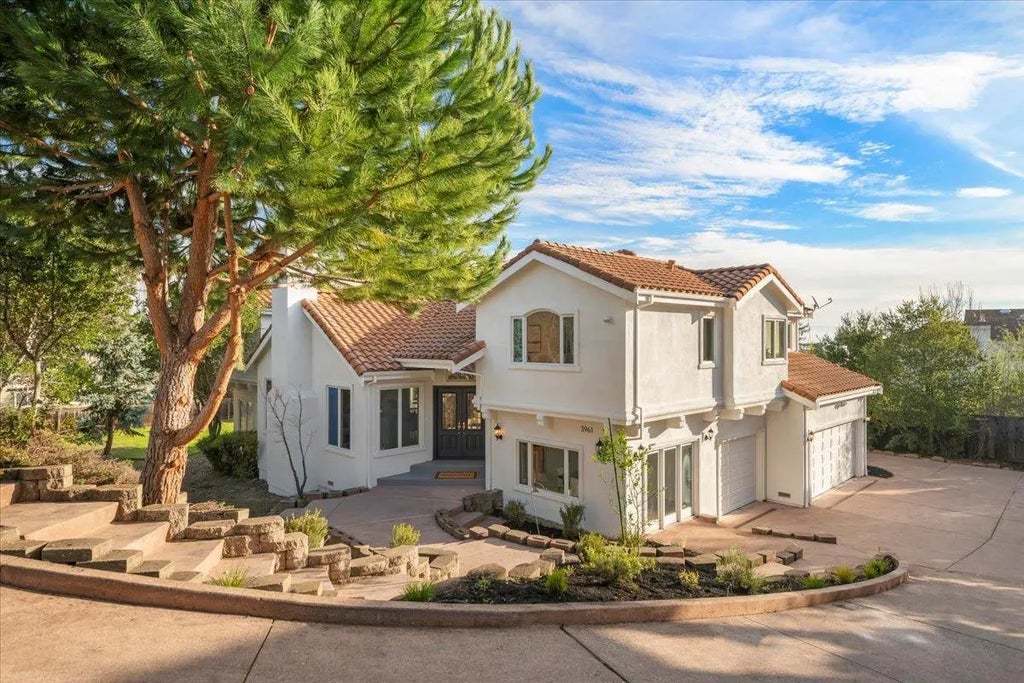 3961 Jefferson Avenue, Redwood City