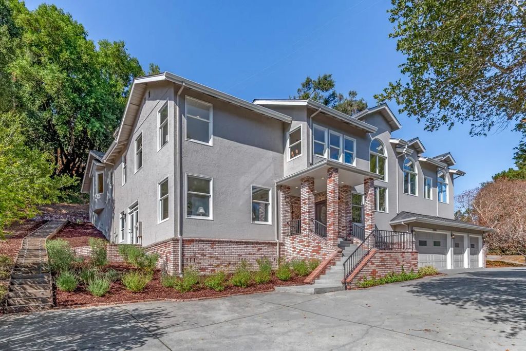 11045 Eastbrook Avenue, Los Altos Hills