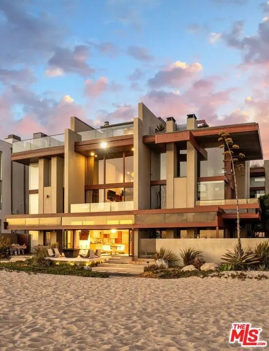 3817 Ocean Front Walk, Marina Del Rey