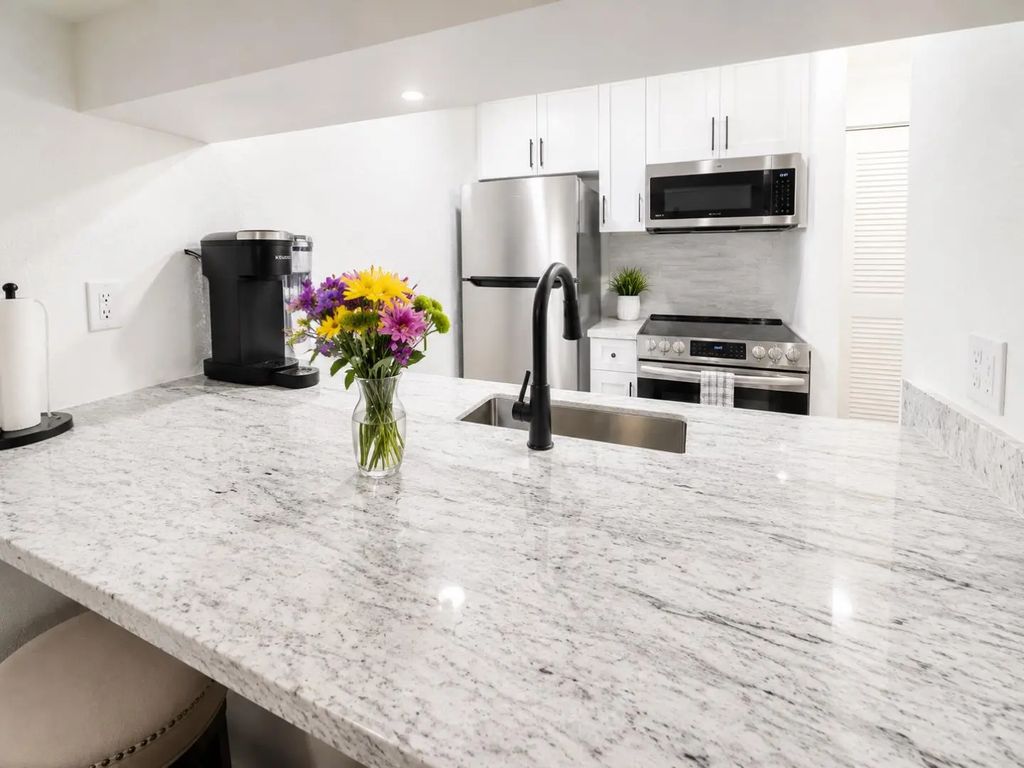 7109 Shelter Creek Lane, San Bruno
