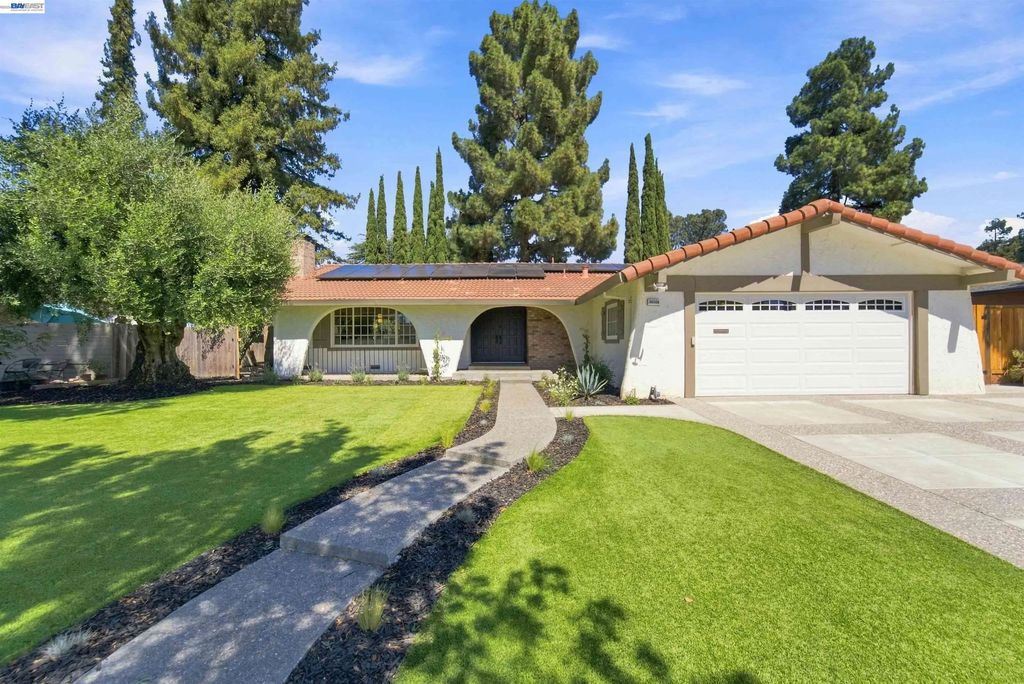 36008 Plumeria, Fremont
