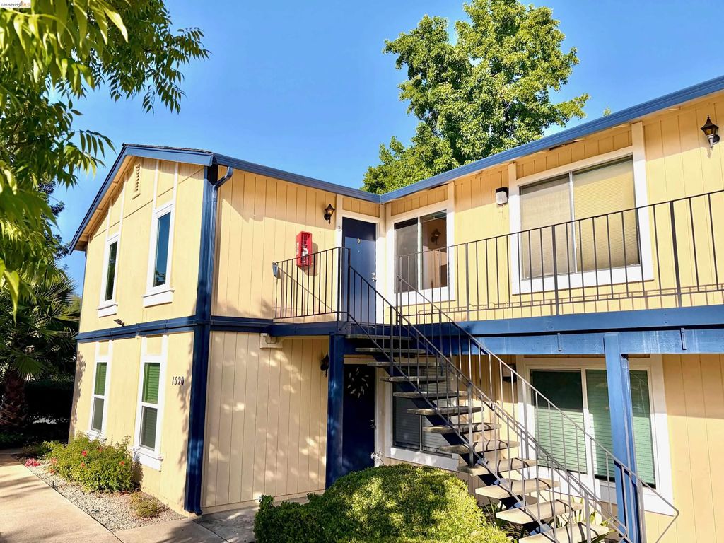 1520 Schenone Ct 2, Concord