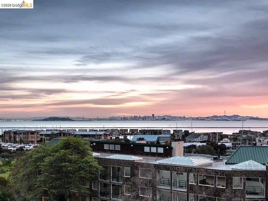 1201 Brickyard Way 213, Richmond