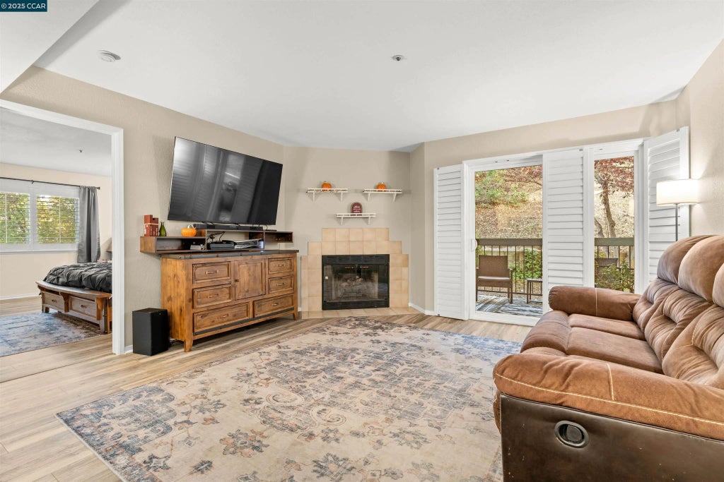 1450 Bel Air Dr 110, Concord