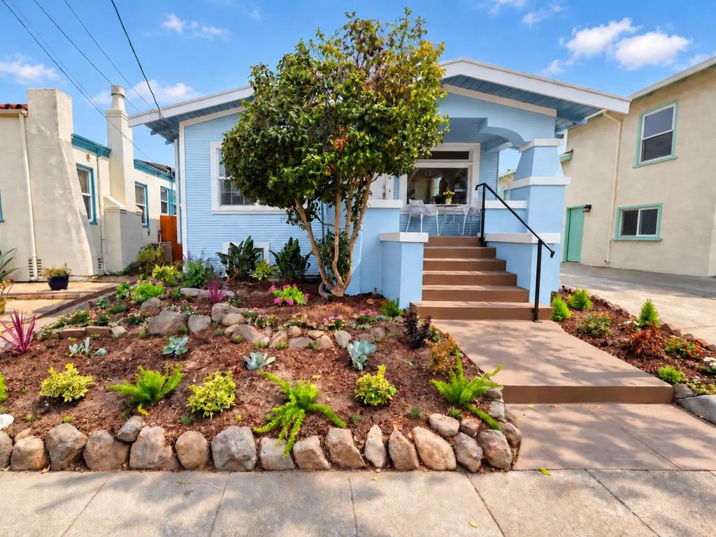 2826 San Jose Avenue, Alameda