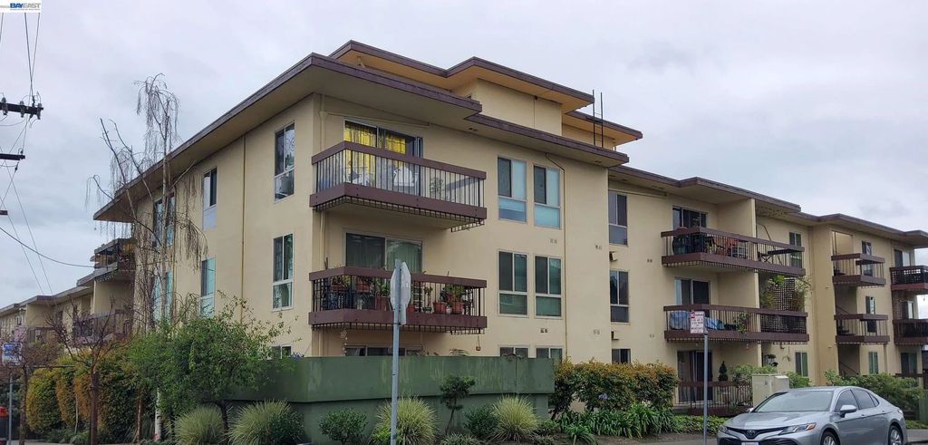 555 Jean St 528, Oakland