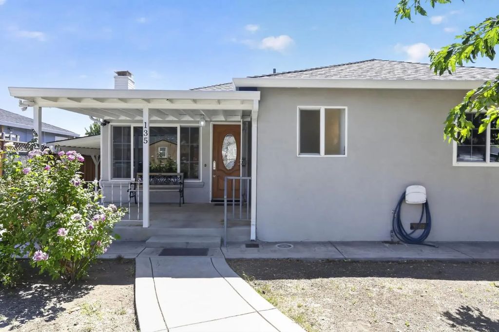 135 N Claremont Avenue, San Jose