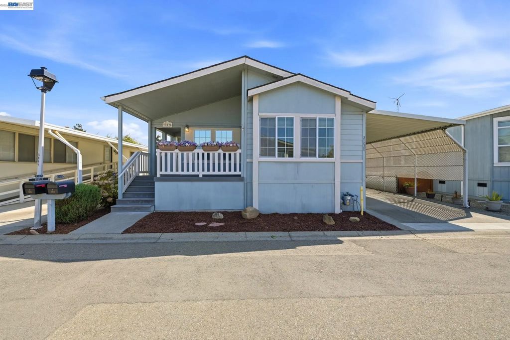 29020 Berkeley, Hayward