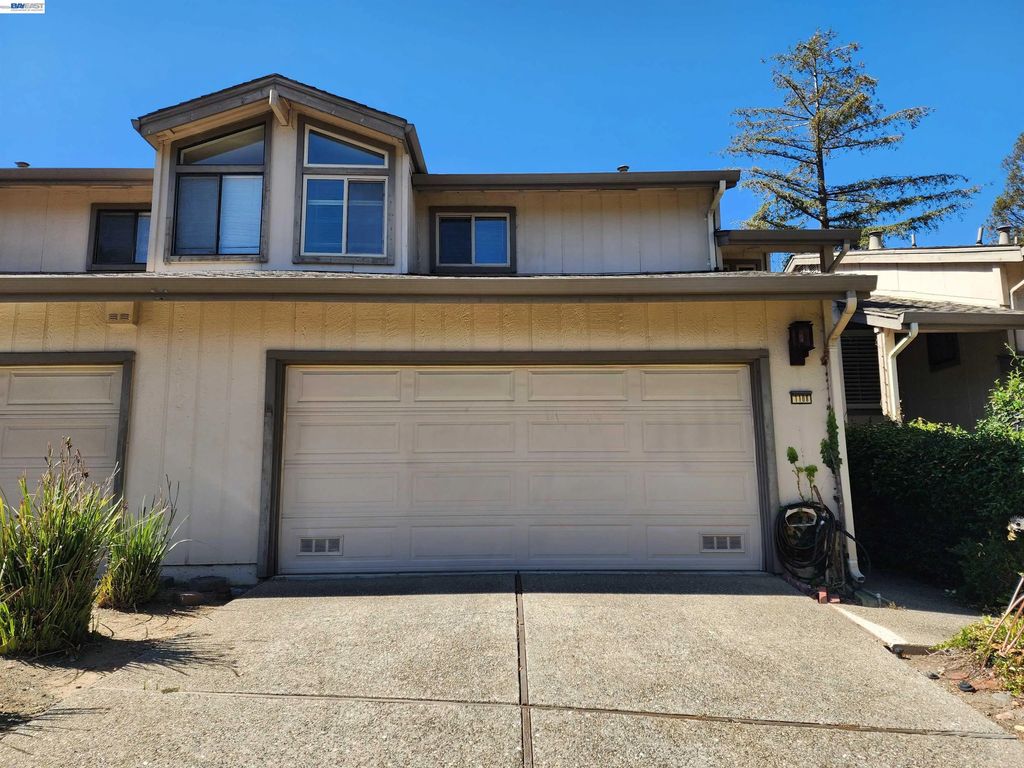 1108 Holmes Way, Hayward