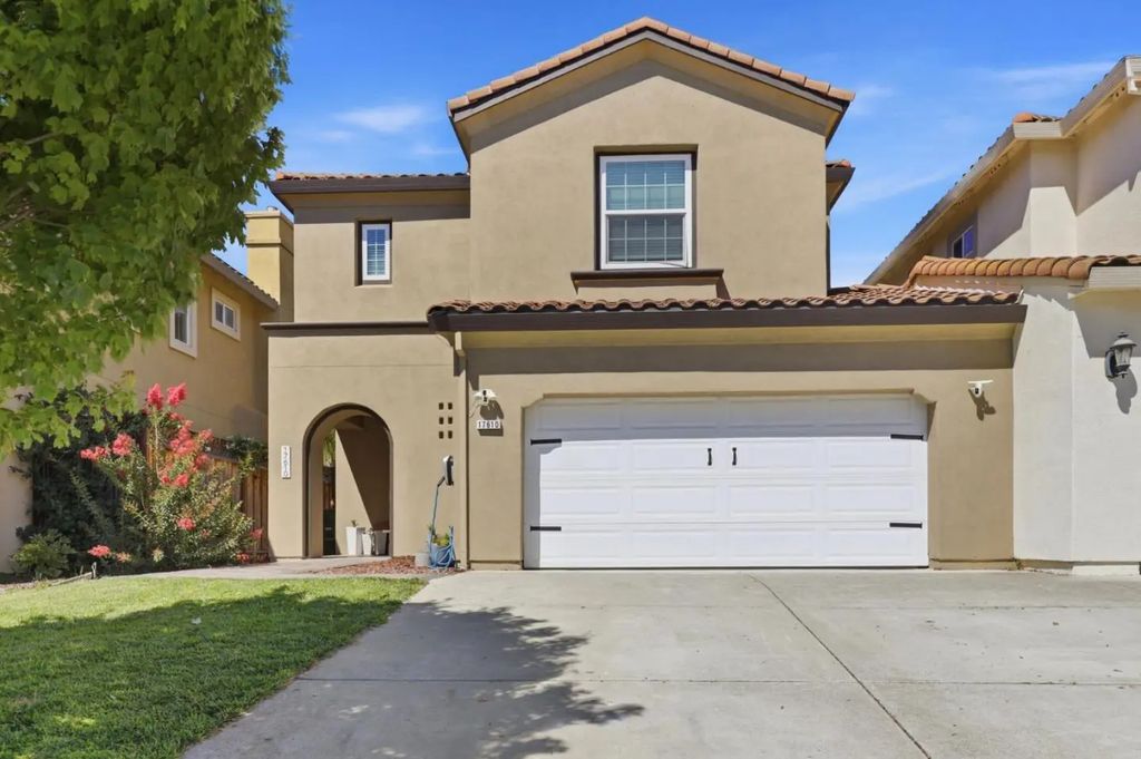 17610 Aston Court, Morgan Hill