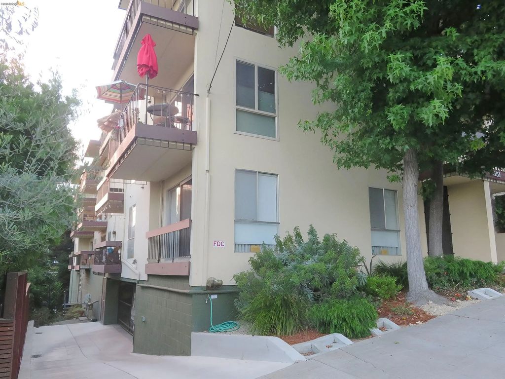 551 Jean St 410, Oakland