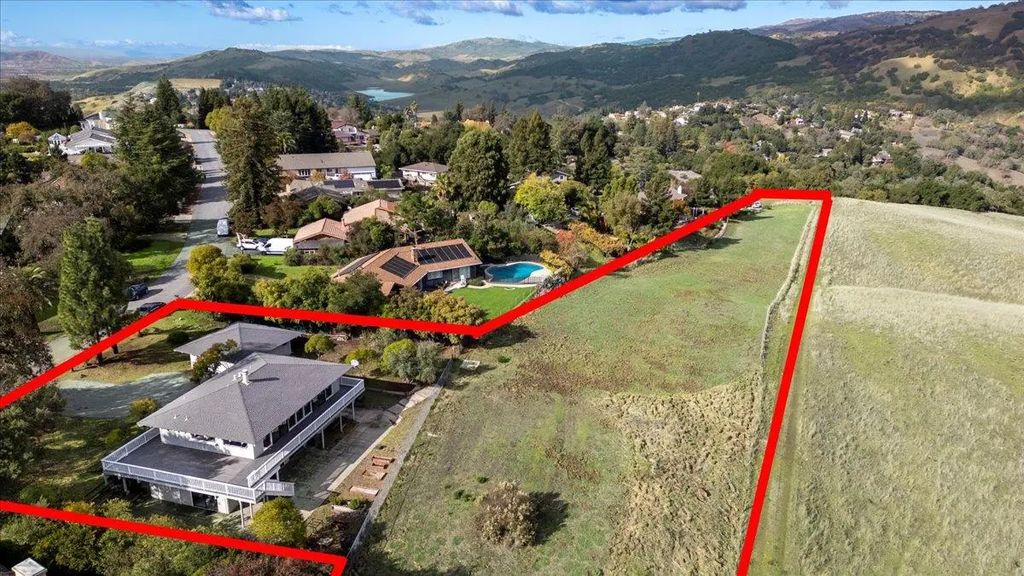 16280 Oak Canyon Drive, Morgan Hill