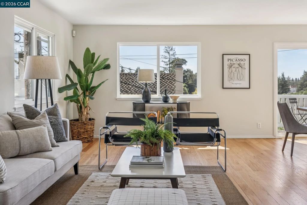 1016 Norwood Ave, Oakland