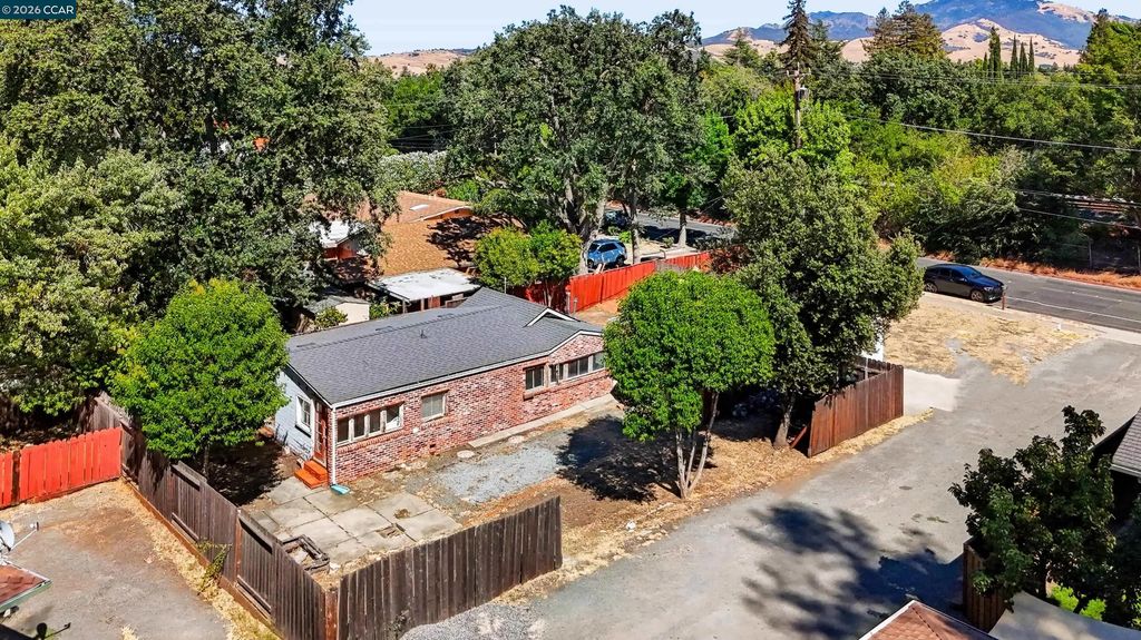 1259 David Ave, Concord