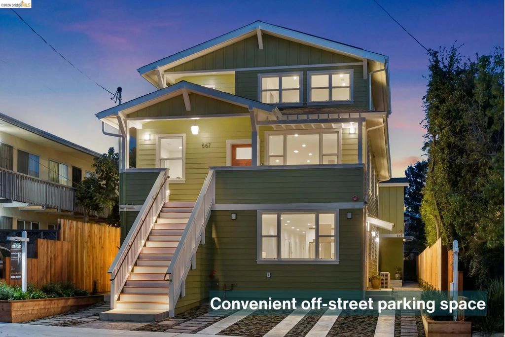 667 & 667a Alcatraz Ave, Oakland