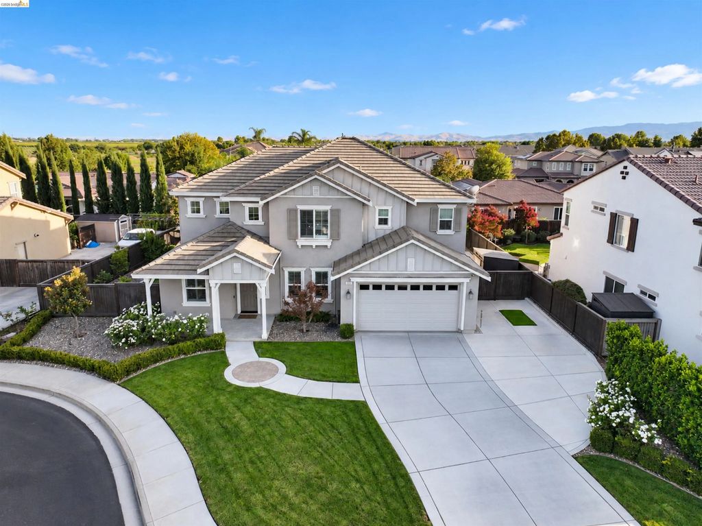 682 Norwood Ct, Brentwood