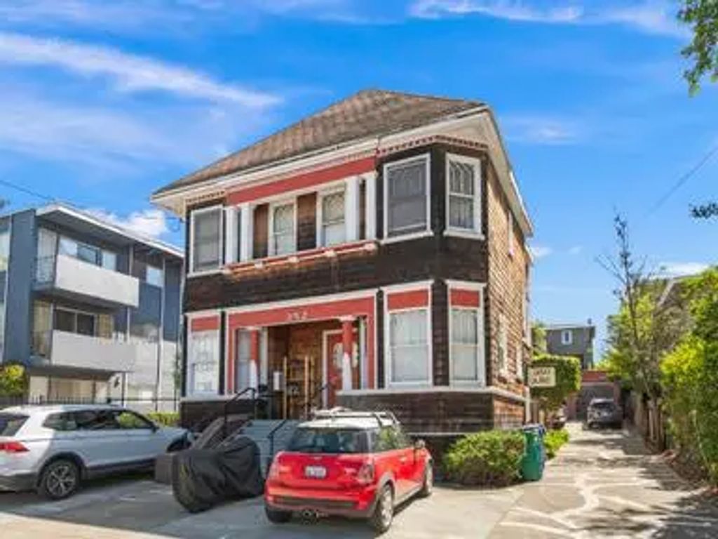 348-352 Jayne, Oakland