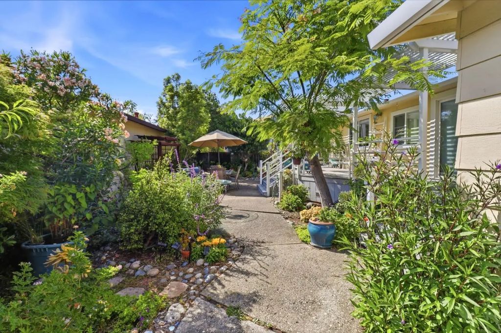 213 Mountain Springs Drive 213, San Jose