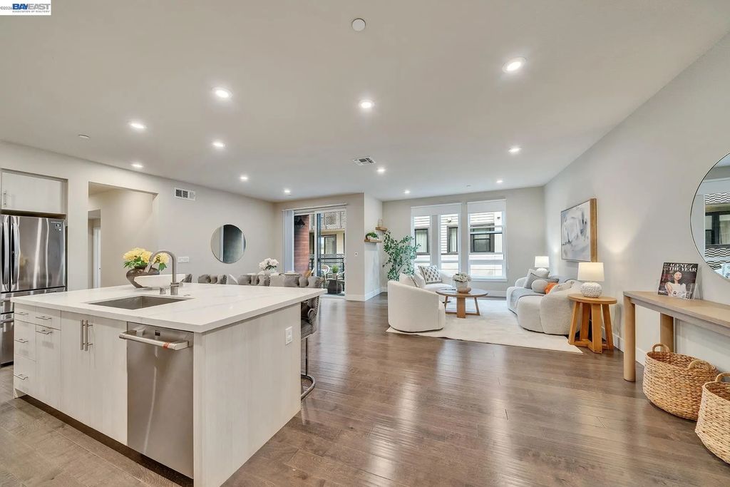 44938 Fremont Blvd 202, Fremont
