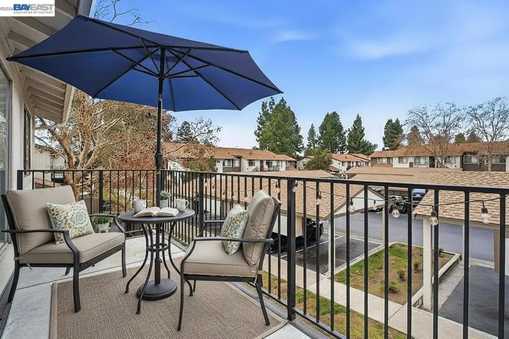 165 Aurora Plz, Union City