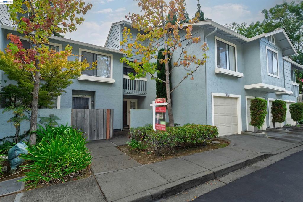 34607 Pueblo Ter, Fremont