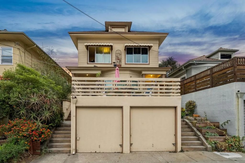4131 Howe Street, Oakland