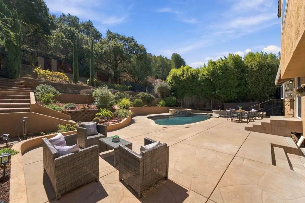 904 Foothill Drive, San Jose