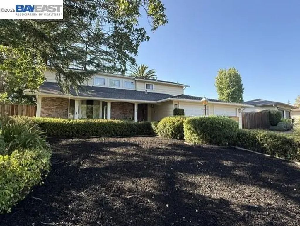 1564 Harlan Dr, Danville