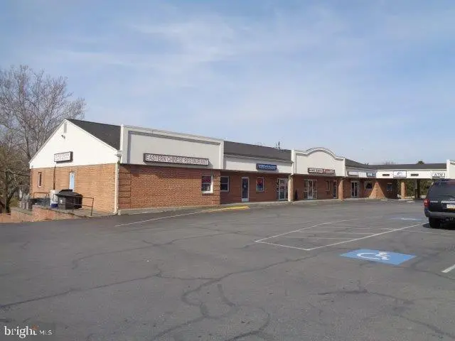 5201 Spring Road, SHERMANS DALE