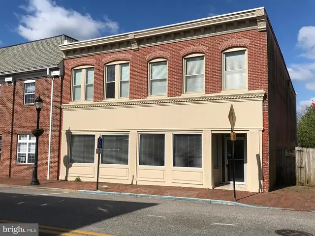 26 & 28 N Walnut St, Milford