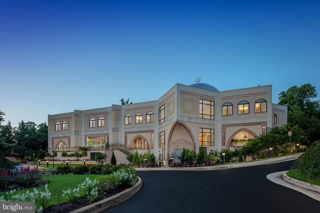 11326 Leesburg Pike, HERNDON