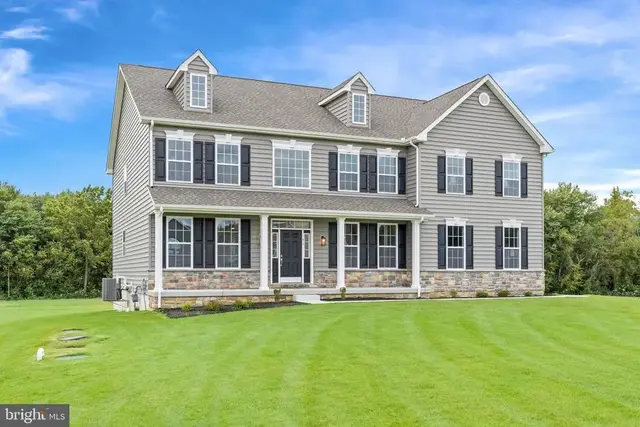 8 Summit Drive #brandywine, Smyrna