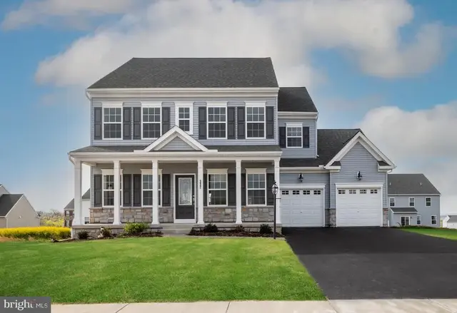 100 Schoolhouse Ln #addison, Windsor