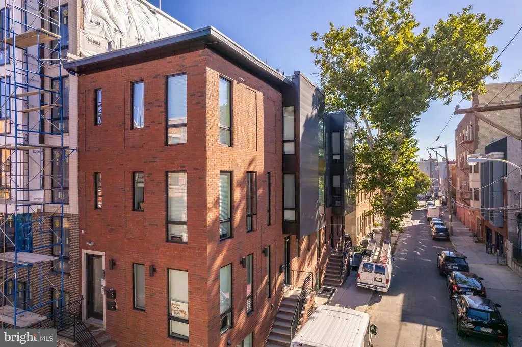 719 N 16th St, PHILADELPHIA