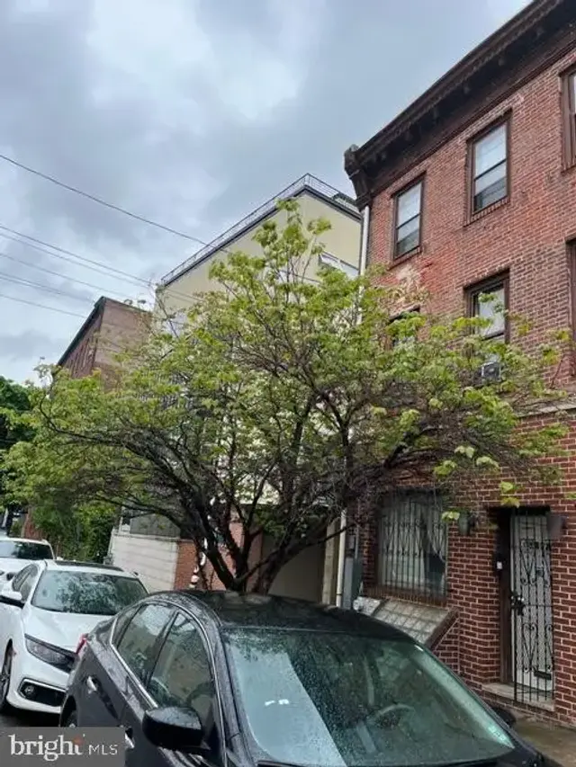 225 Green St, Philadelphia