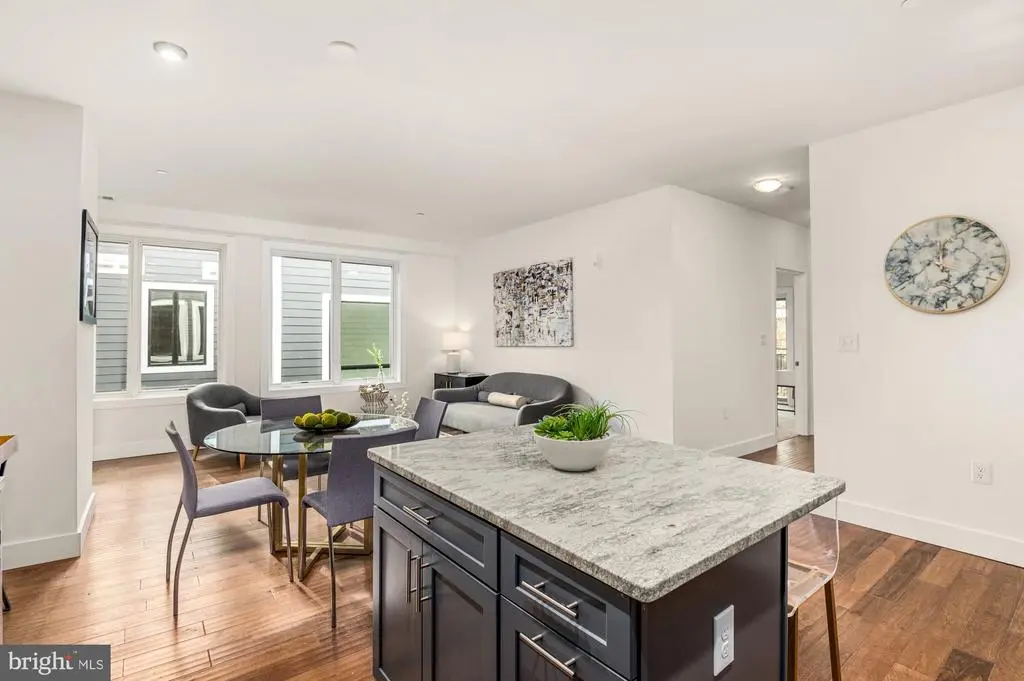 1940 3rd St Ne #9, WASHINGTON